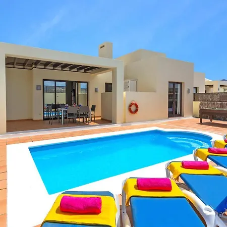 Veraniego By * Playa Blanca (Lanzarote)